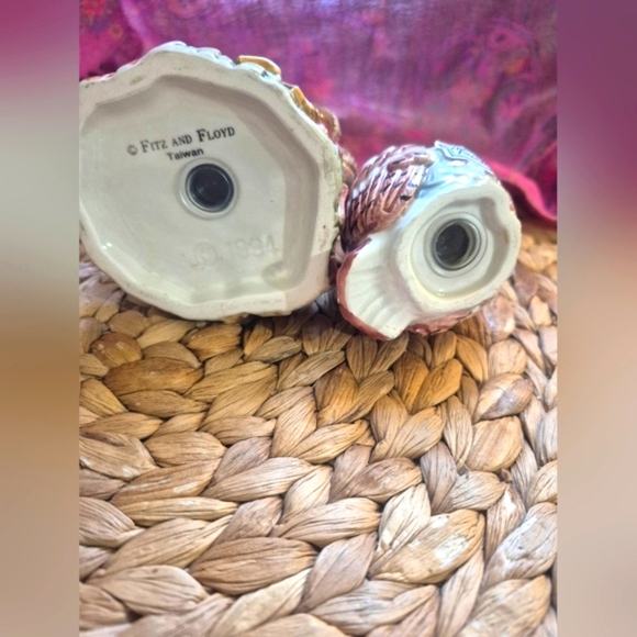 Fitz And Floyd Autumn Woods Owl Stump Ceramic Salt Pepper Shaker Set - Picture 2 of 7